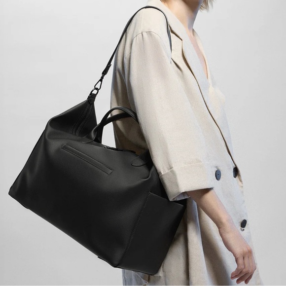 Mina Baie Emmy Full - Picture 2 of 9